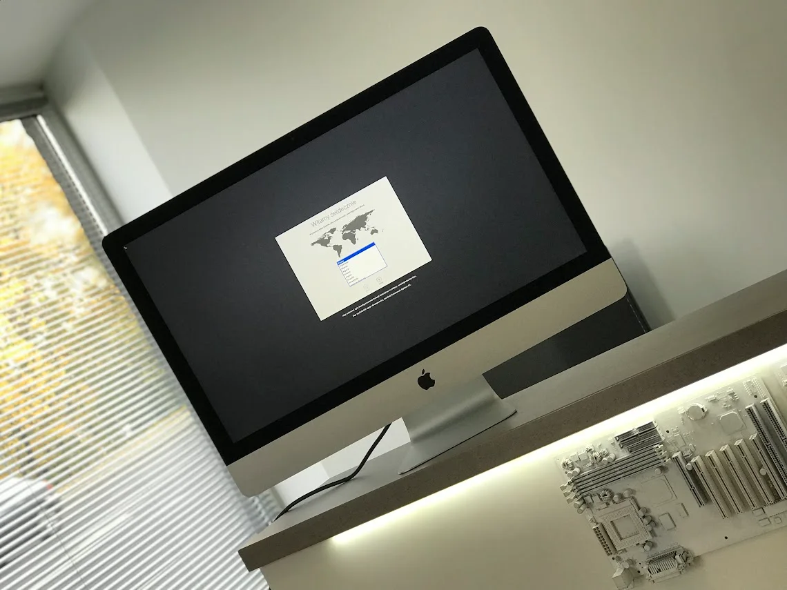 MacBook na Intelu nie dostanie macOS 27. Co dalej?